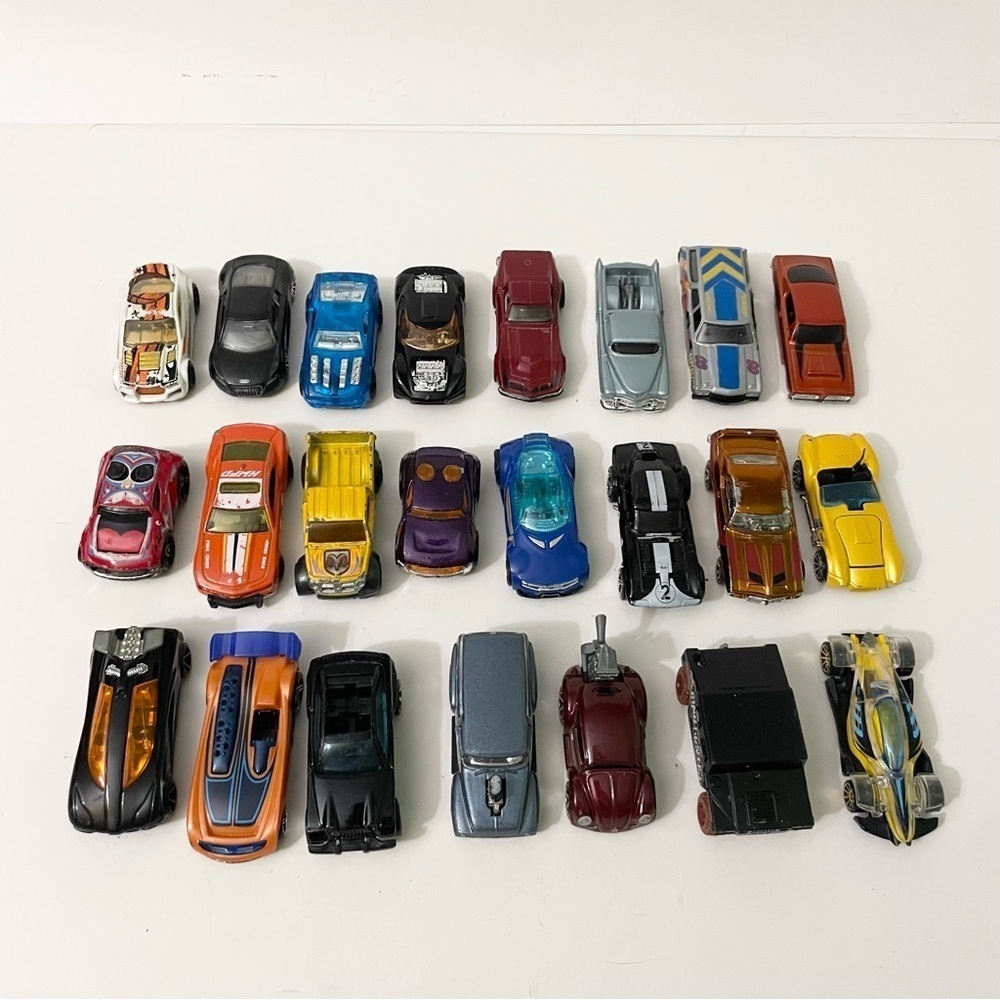 Lot of 23 Hot Wheels Diecast Cars